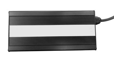 RoyPow IP54 Ladegerät 12V 20A Alugehäuse 567622