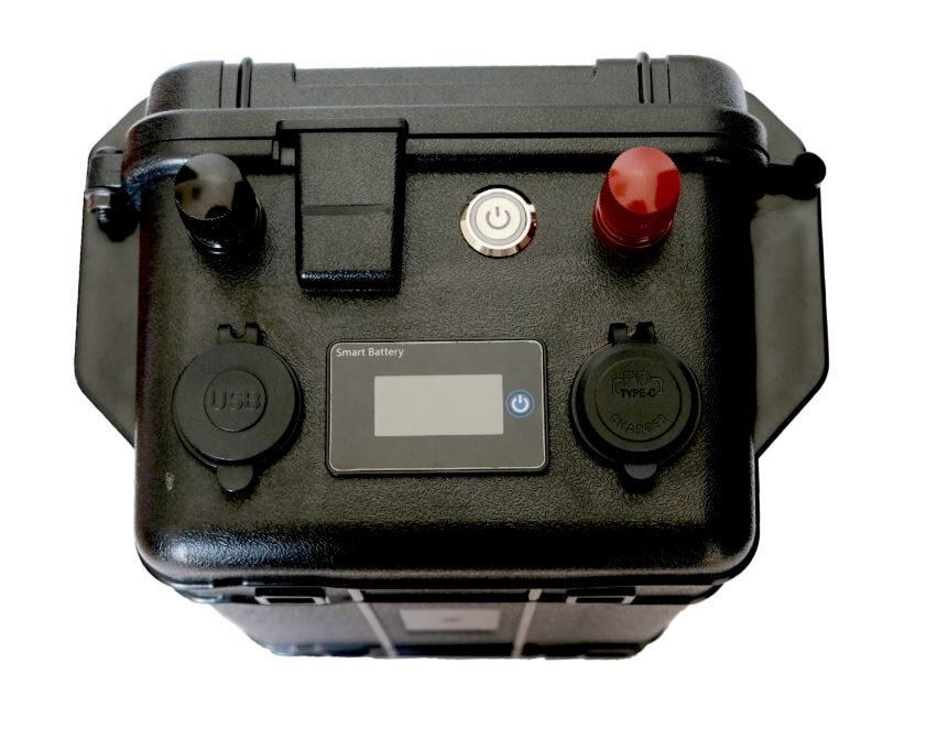 RoyPow Outdoorbox inkl. 12V 100Ah LifePO4
